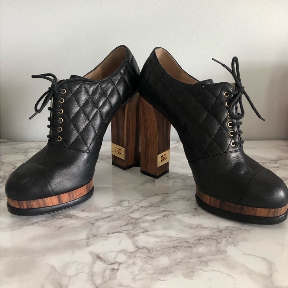 ISO Chanel Lace Up Quilted Wood Ankle Boots Heel Size 38/7.5 Shoe